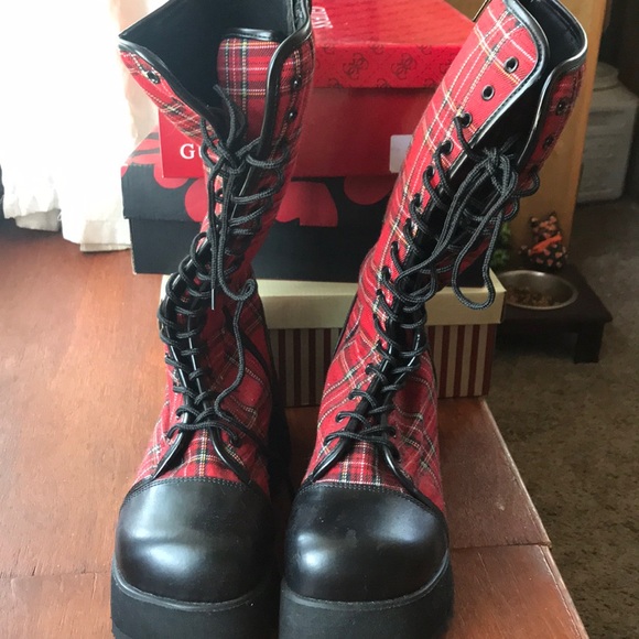 demonia plaid boots